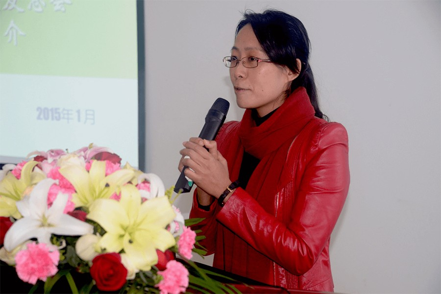 Kong Xiaohui - deputy secretary general of Alumni Association of Sun Yat-sen University made a speech.